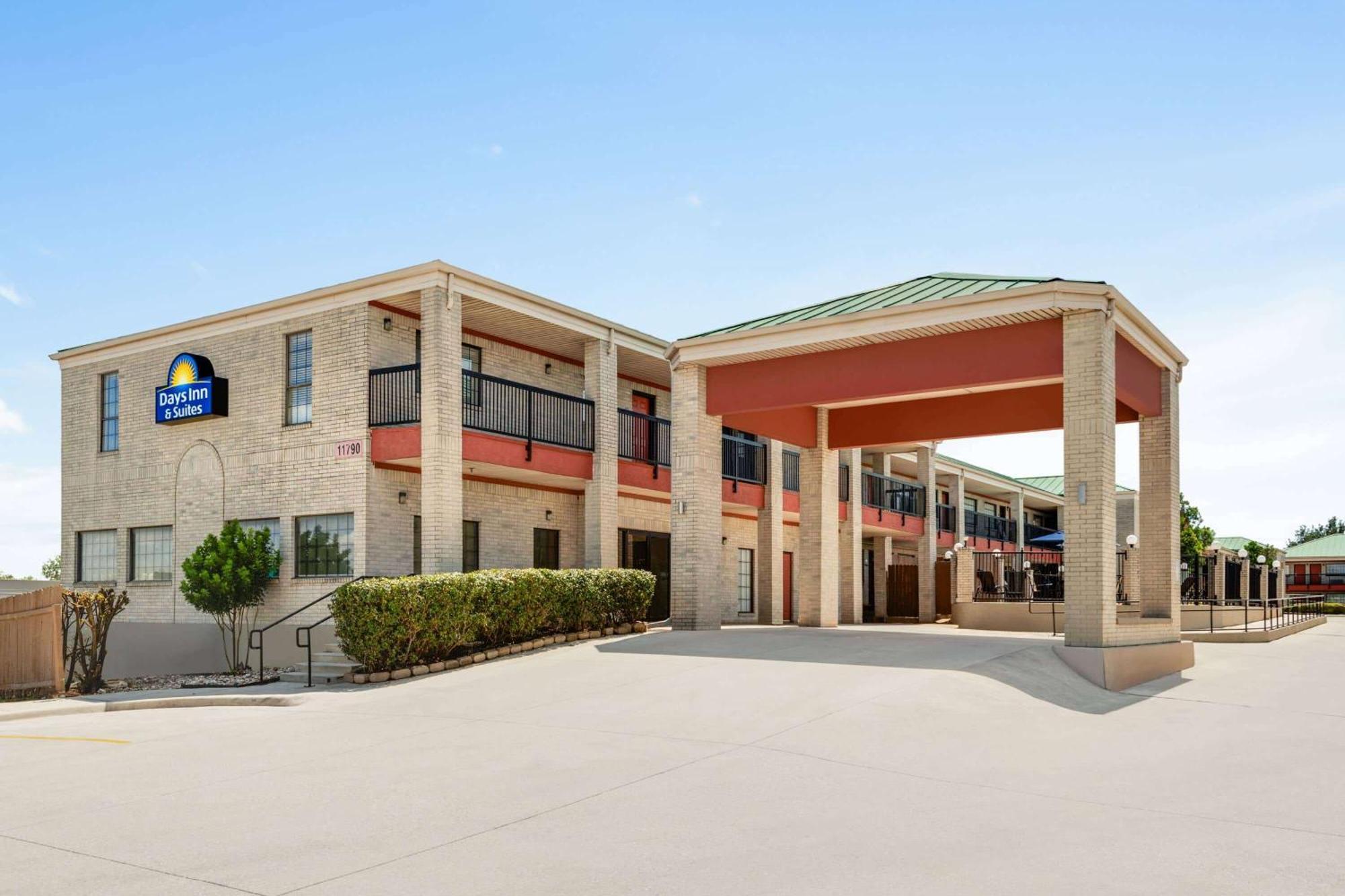 Days Inn By Wyndham San Antonio Near Fiesta Park Exterior foto